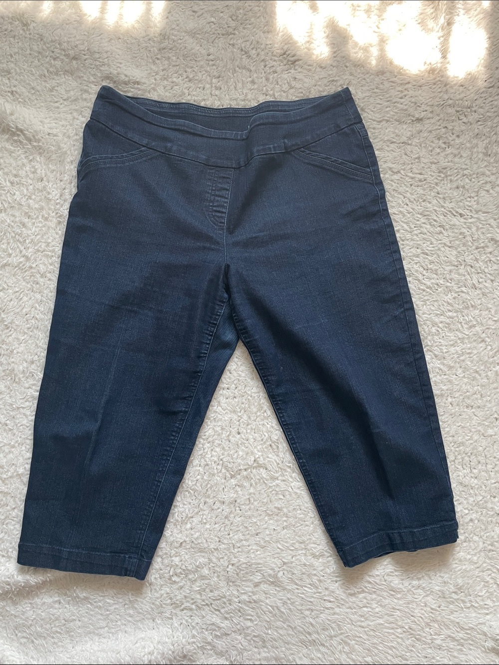 Alia cropped pull on dark wash jeans 16